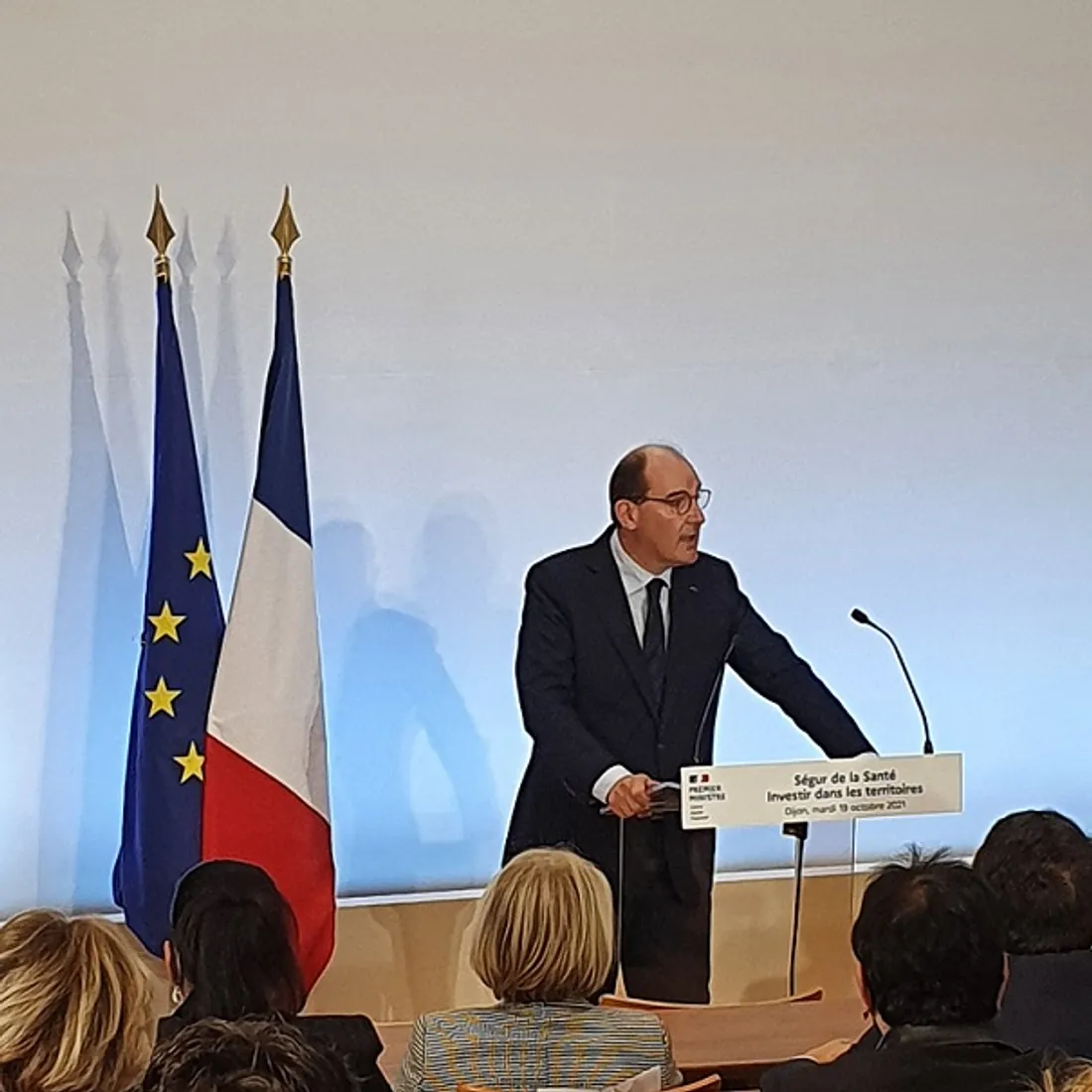 Le premier ministre Jean Castex était de passage mardi matin au CHU de Dijon 